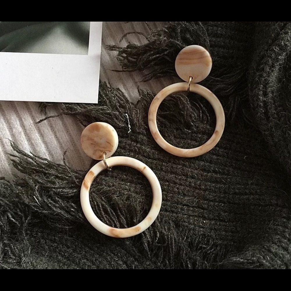Marble Round Pendant Hoop Earrings